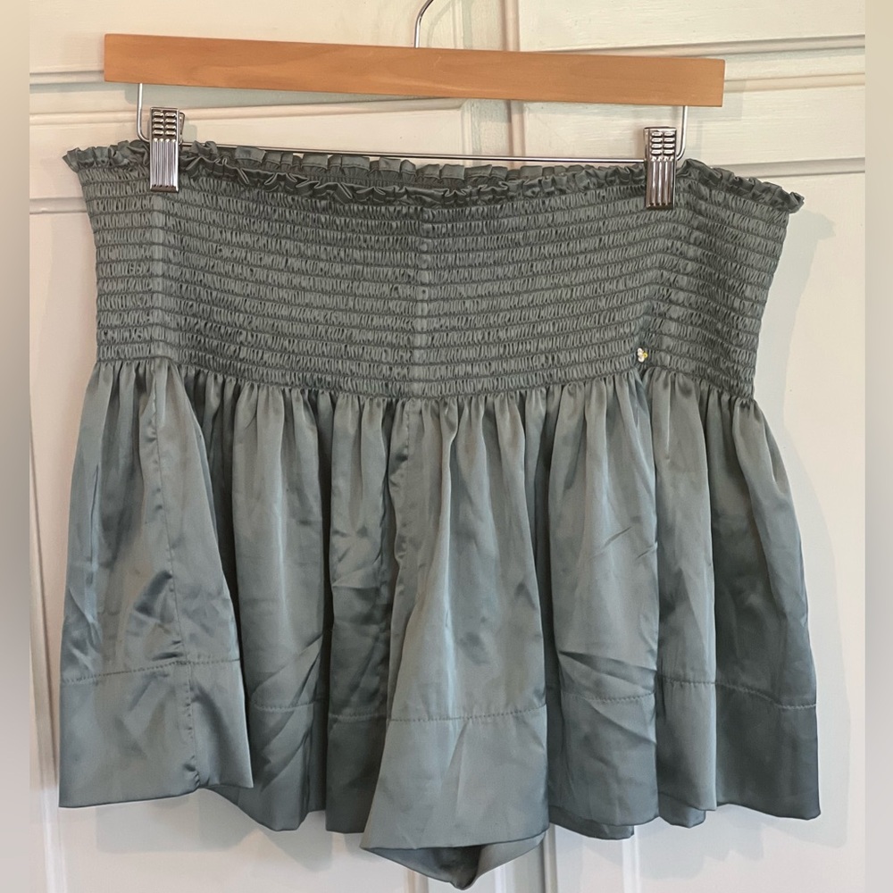 Natural Life versatile silk skort. L/XL